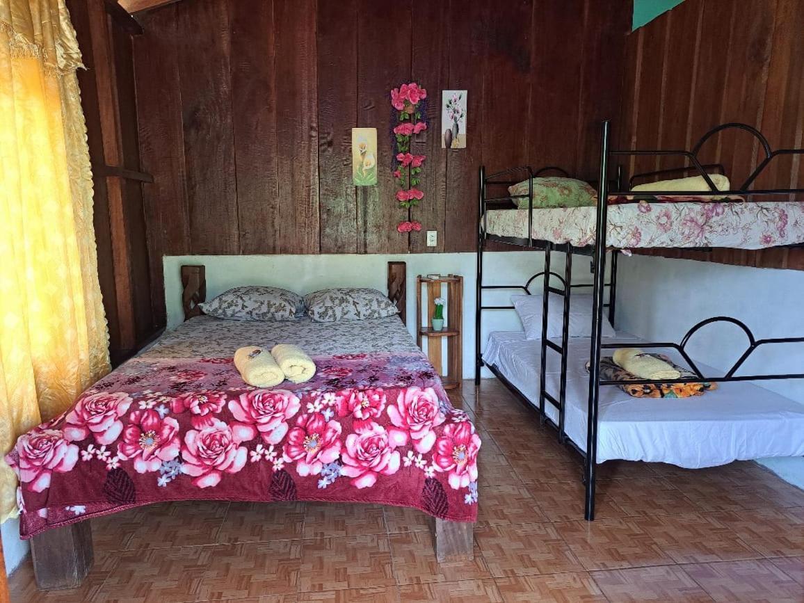 Posada Rio Celeste In Bed & Breakfast エクステリア 写真